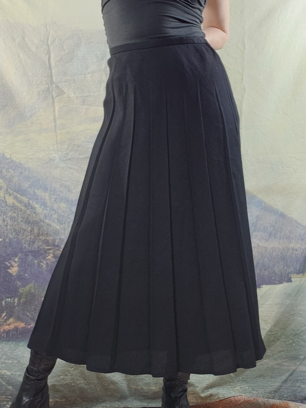 Vintage Talbots 100% Wool Black Pleated Maxi Skirt Sz 14